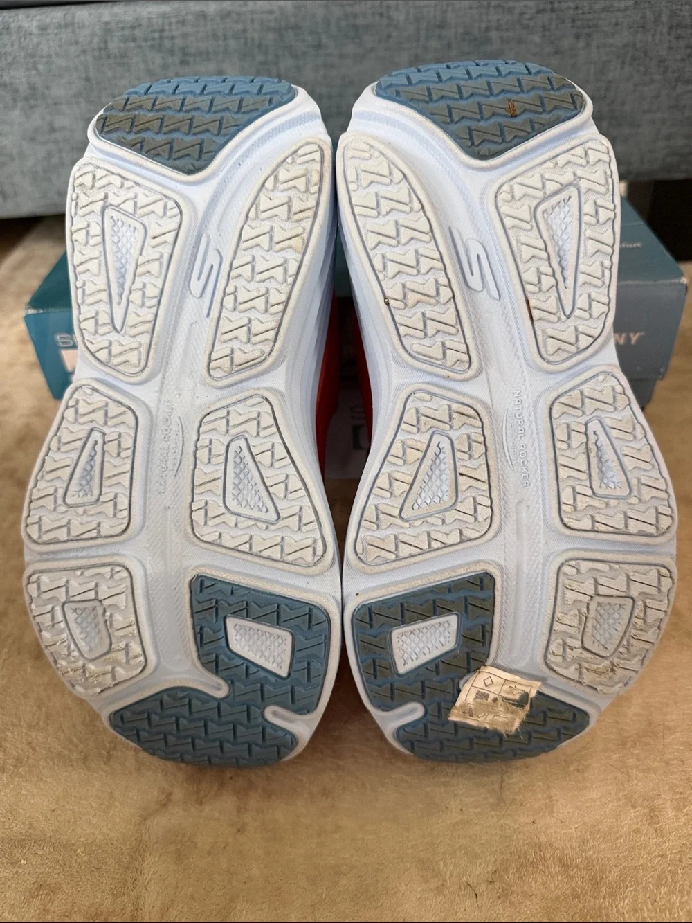 Skechers Max Cushioning Endeavour Canova